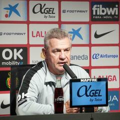 Javier Aguirre: “Le daré un abrazo cariñoso a Galarreta porque le aprecio”