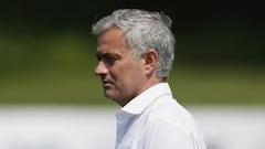 Mourinho cites philosopher in latest bizarre news conference