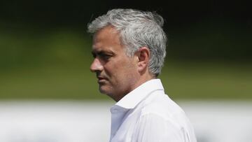 Mourinho cites philosopher in latest bizarre news conference