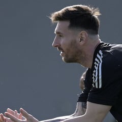 Messi declared fit to face Uruguay in World Cup qualifier
