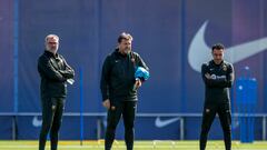 Óscar Hernández, Sergio Alegre y Xavi, en un entrenamiento reciente del Barça.