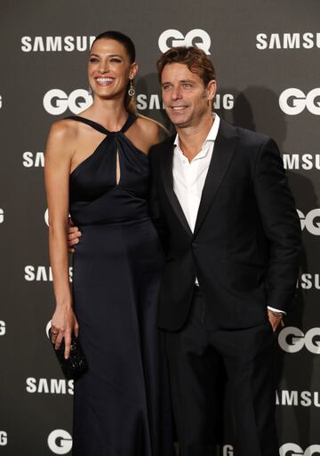 La modelo Laura Sánchez con su marido el músico David Ascanio.