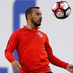 Marcelo Díaz se perderá los duelos ante Argentina y Venezuela