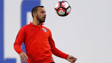 Marcelo Díaz se perderá los duelos ante Argentina y Venezuela