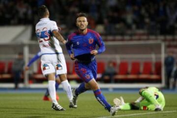 Católica se quedó con el clásico frente a la U en la Copa Chile