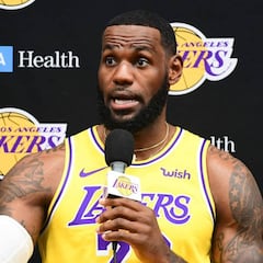 LeBron aviva la crisis China: "Morey no sabía lo que decía"