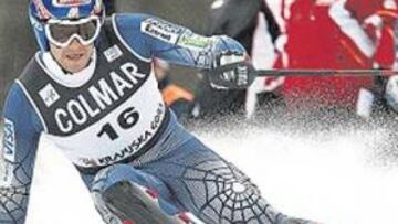 <b>¡VAYA DÍA! </b>Bode Miller no acabó ayer el eslalon de Kranjska Gora y encima recibió una multa.