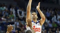 Felipe Reyes, jugador del Real Madrid, ante el Valencia en la final del playoff por el t&iacute;tulo de la Liga Endesa.