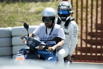 Bottas tuvo que retirarse de la carrera. 