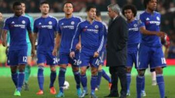 PROBLEMAS. Mourinho está en el ojo del huracán y tiene problemas con varios jugadores, entre ellos su estrella Eden Hazard.