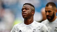 Vinicius se lamenta en un partido con el Real Madrid.