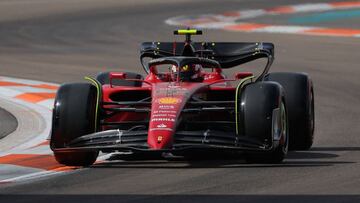 Formula One F1 - Miami Grand Prix - Miami International Autodrome, Miami, Florida, U.S. - May 7, 2022  Ferrari&#039;s Carlos Sainz Jr. during qualifying REUTERS/Brian Snyder