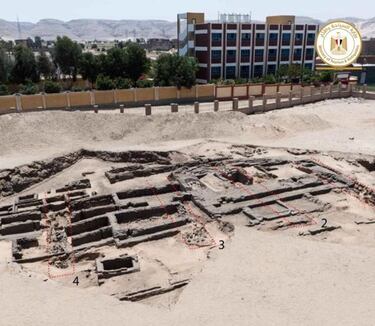 Descubren en Egipto la f¨¢brica de cerveza m¨¢s antigua del mundo