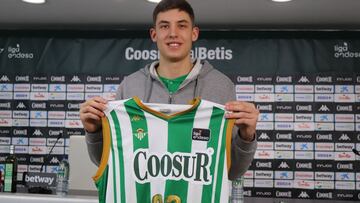 El madridista Tisma, "ilusionado" en su nueva aventura con el Betis
