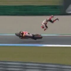 Salida 'por orejas' de las que dan miedo de Marc Márquez