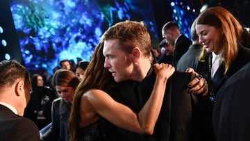 Zoe Saldana and Sam Worthington attend the world premiere of James Cameron's "Avatar: The Way of Water".
