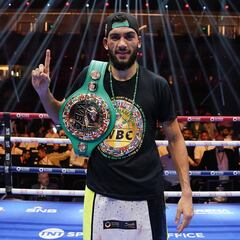 Hamzah Sheeraz, una deuda un millón de dólares y un sueño