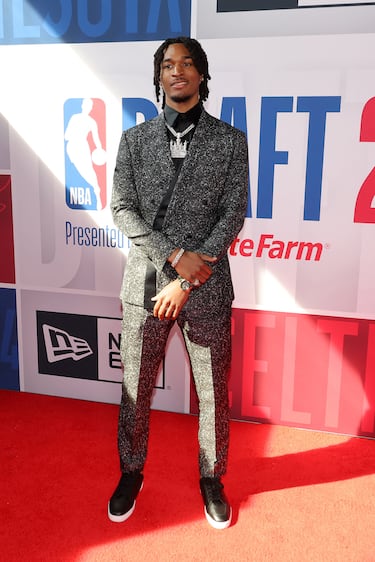 Elección 4 por San Antonio Spurs.