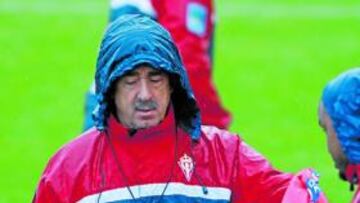 <b>PREPARADO. </b>Preciado cree que los jugadores están concienciados y mentalizados de lo que se juega el equipo.