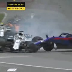 Brutal accidente entre Stroll y Hartley en la primera vuelta