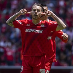Tuvieron que pasar 41 años para que otro mexicano anotara triplete con Toluca