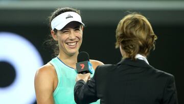 Garbine Muguruza, entrevistada a pie de pista.