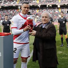 De Tomás: "Prefiero ascender con el Rayo a ser el Pichichi"