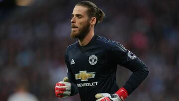 United fans keeping De Gea at Old Trafford – Herrera