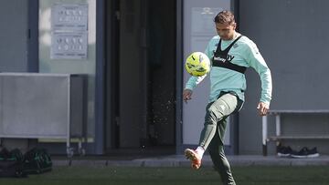 Joaquín, entrenándose con el Betis.