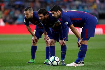 Jordi Alba, Messi, Luis Suárez.