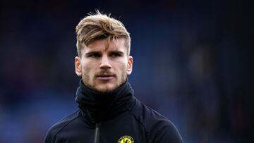 20 November 2021, United Kingdom, Leicester: Chelsea&#039;s Timo Werner crosses the pitch prior to the start of the English Premier League soccer match between Leicester City and Chelsea at the King Power Stadium. Photo: Mike Egerton/PA Wire/dpa
 20/11/20