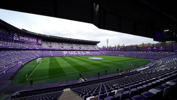 VALLADOLID, SPAIN - AUGUST 13: A general view inside the stadium prior to the LaLiga Santander match between Real Valladolid CF and Villarreal CF at Estadio Municipal Jose Zorrilla on August 13, 2022 in Valladolid, Spain. (Photo by Juan Manuel Serrano Arce/Getty Images)