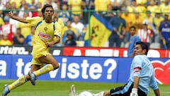 ‘Piojo’ López: El goleador que dejó huella en Valencia y se consagró en el América