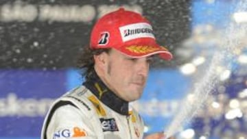 <b>DECISIÓN TOMADA.</b> El equipo francés Renault anunciará oficialmente sus dos pilotos para la próxima temporada este miércoles, según afirmó su director deportivo, Flavio Briatore.