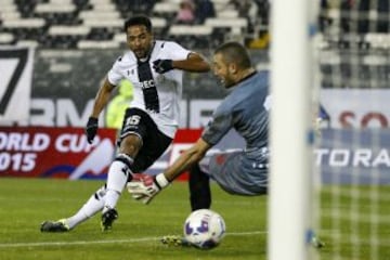 Colo Colo superó por 4-2 a Ñublense en el Estadio Monumental.