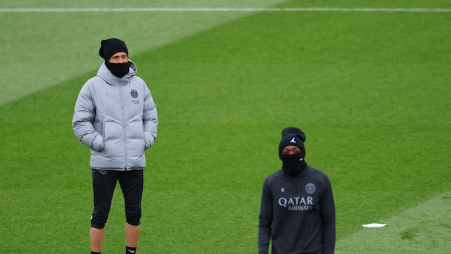 Dardo envenenado en París