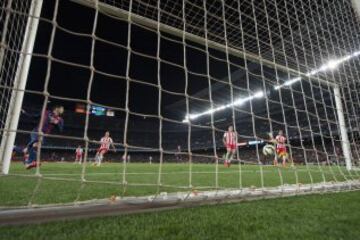 4-0. Luis Suárez marcó el cuarto tanto.