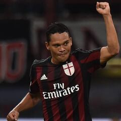 Bacca no hará pretemporada con Milan en Estados Unidos