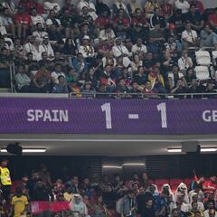 What happens in case of a tie in the Round of 16 of the Qatar 2022 World Cup?