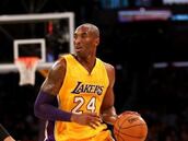 Primer triunfo 'Laker' con 21 puntos en 18 minutos de Kobe