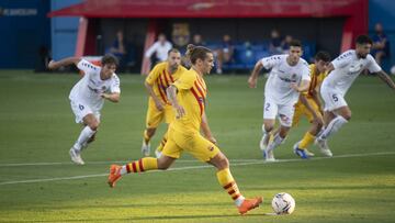 Griezmann lanza el penalti contra el Nàstic.