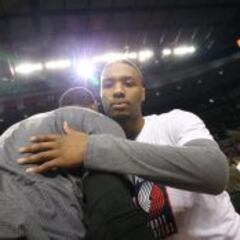 Triunfo y ovación para Aldridge en su regreso a Portland