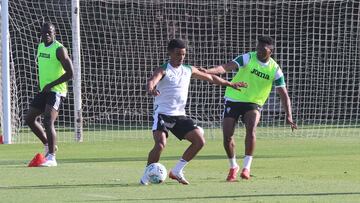 Dalisson, presionado por Ntji