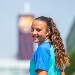 Emma Ramírez renueva hasta 2024: “Contenta de volver a casa”