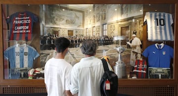 Pasión por el fútbol en la Ciudad del Vaticano