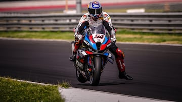 Toprak Razgatlioglu, con la BMW.