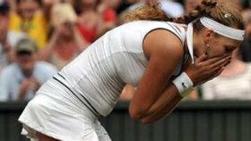 Kvitova gana Wimbledon tras derrotar a Sharapova