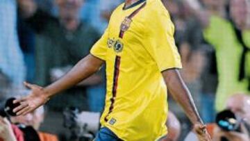 <b>ESTÁ DE VUELTA. </b>Samuel Etoo celebra con pasión el primero de sus dos goles el miércoles en la previa de Champions, ante el Wisla.