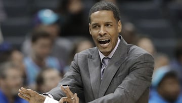 Los Houston Rockets est&aacute;n a nada de cerrar un acuerdo con Stephen Silas para que sea su nuevo entrenador a partir de la pr&oacute;xima temporada de la NBA.