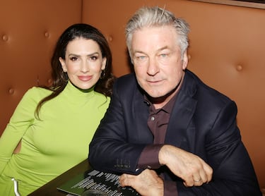 Alec e Hilaria Baldwin, casados desde 2012, son una pareja mediática conocida por su numerosa familia de siete hijos y su próximo reality show, "The Baldwins". Tienen siete hijos en común: Carmen Gabriela, Rafael Thomas, Leonardo Ángel Charles, Romeo Alejandro David, Eduardo "Edu" Pao Lucas, María Lucía Victoria (nacida por vientre de alquiler) e Ilaria Catalina Irena.